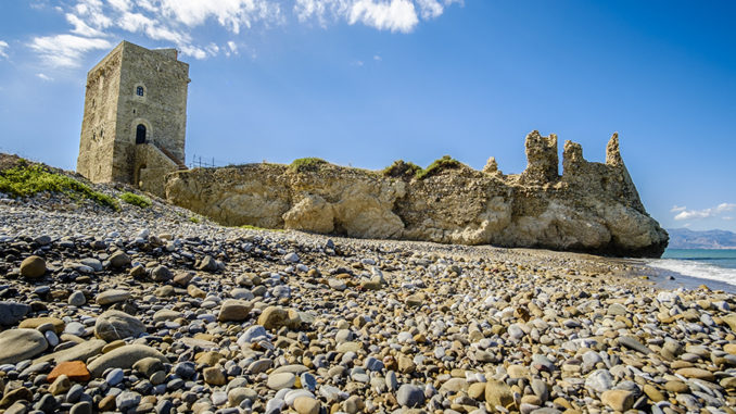 Castello di Campofelice di Roccella